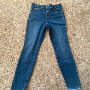 Universal thread jeans